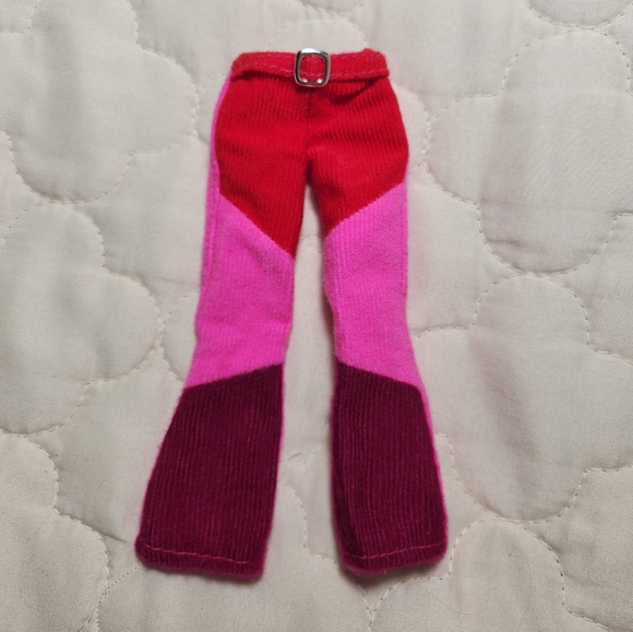 Diva Starz Miranda Shoe Stackerz Red Pink Maroon Corduroy Flare Doll Pants 2002 - Picture 1 of 6